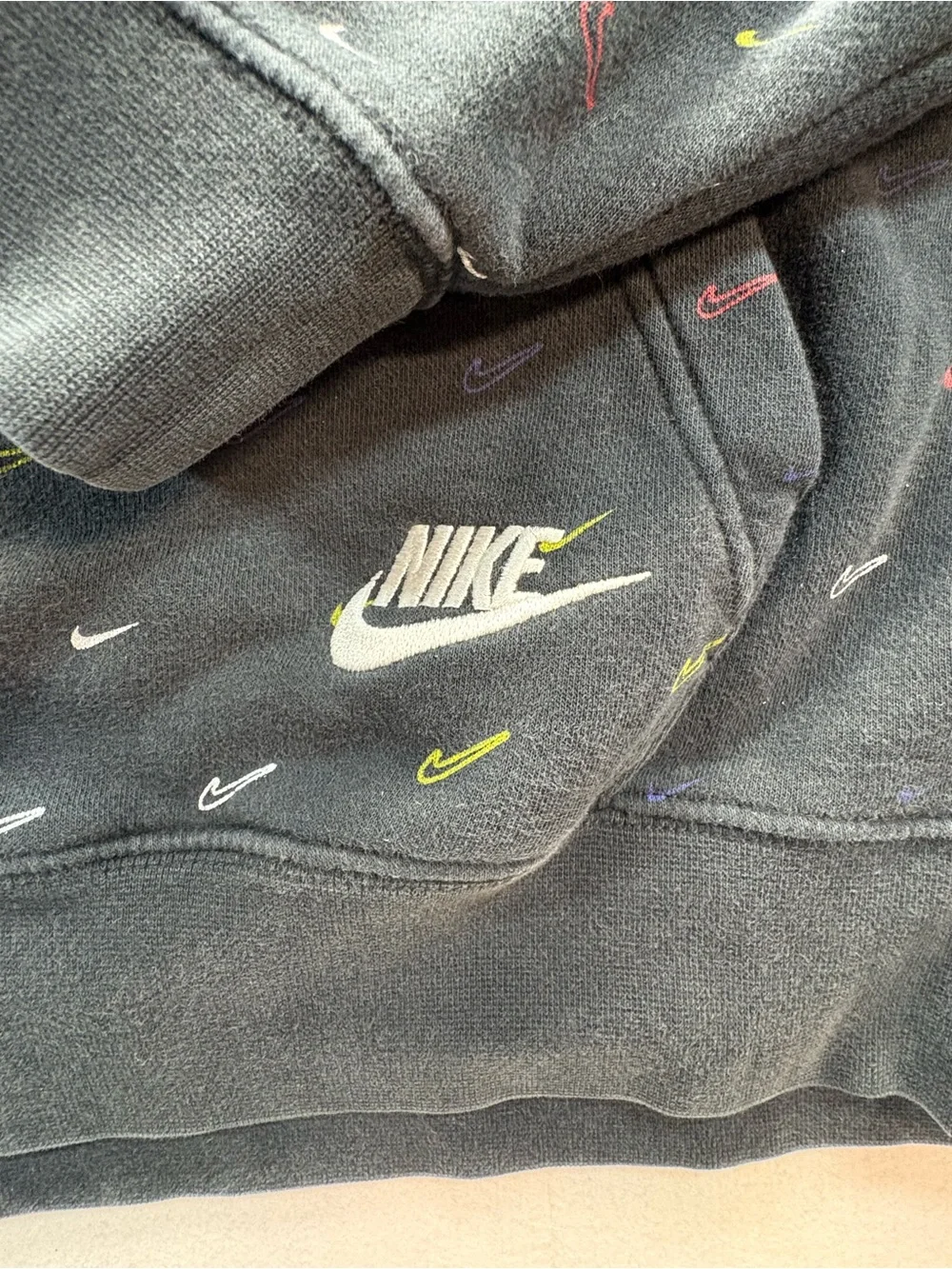 Nike Hoodie Men’s Large Black All Over Mini Swoosh Pullover Fleece Sweatshirt